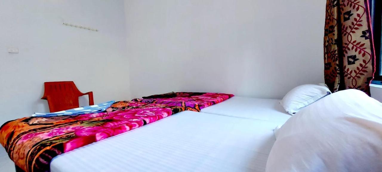 Nilam Guest House Bodh Gaya Exterior photo